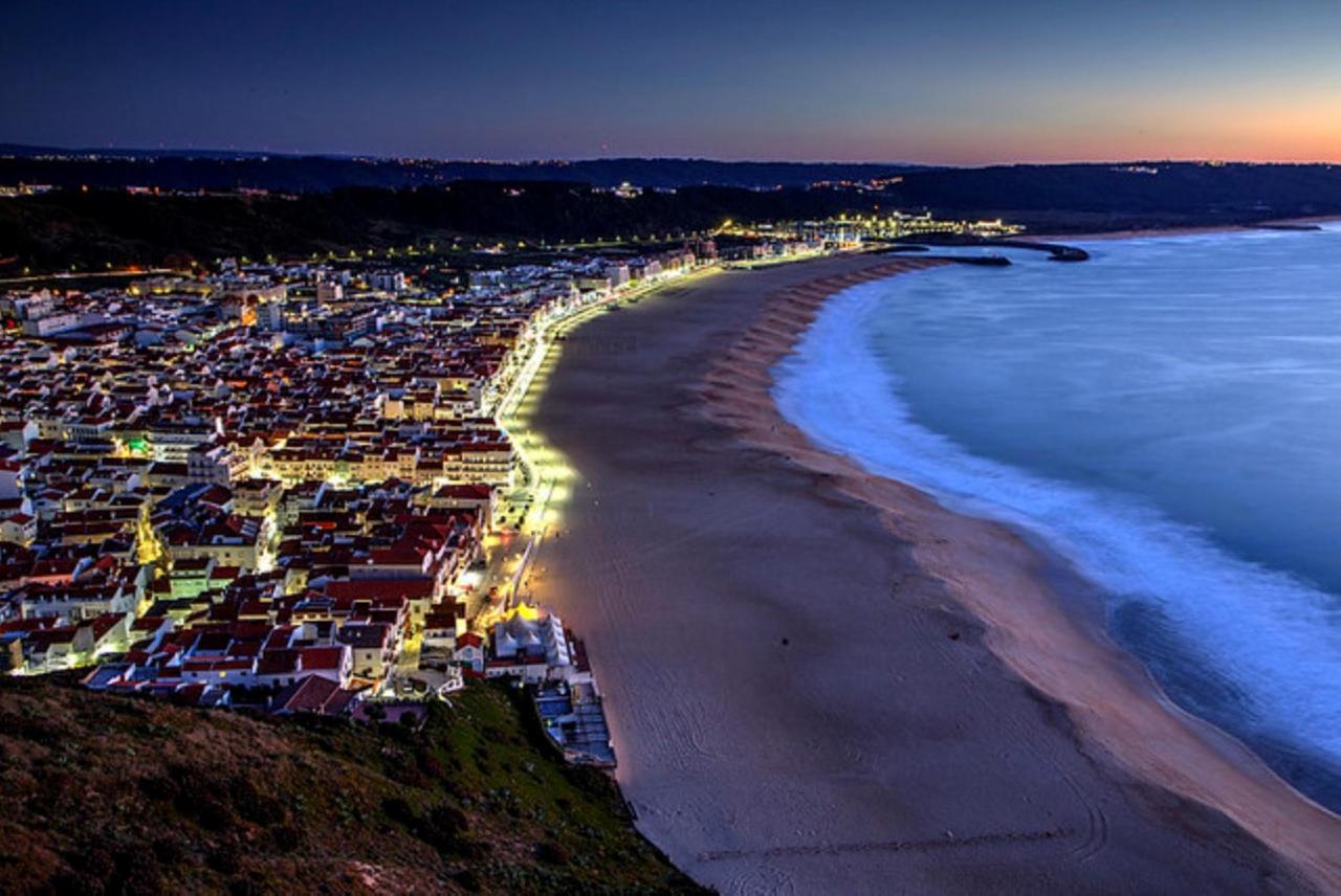Light Wave Nazare Center 50M Beach Nazaré Exterior foto
